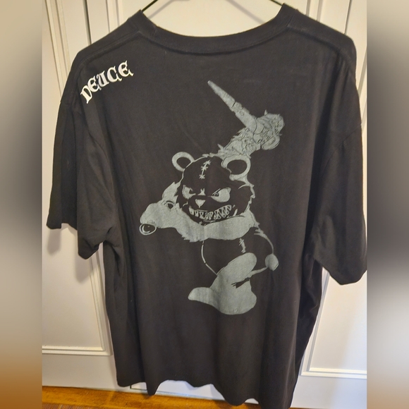** SOLD** Deuce By Dussault T-shirt - Picture 3 of 3